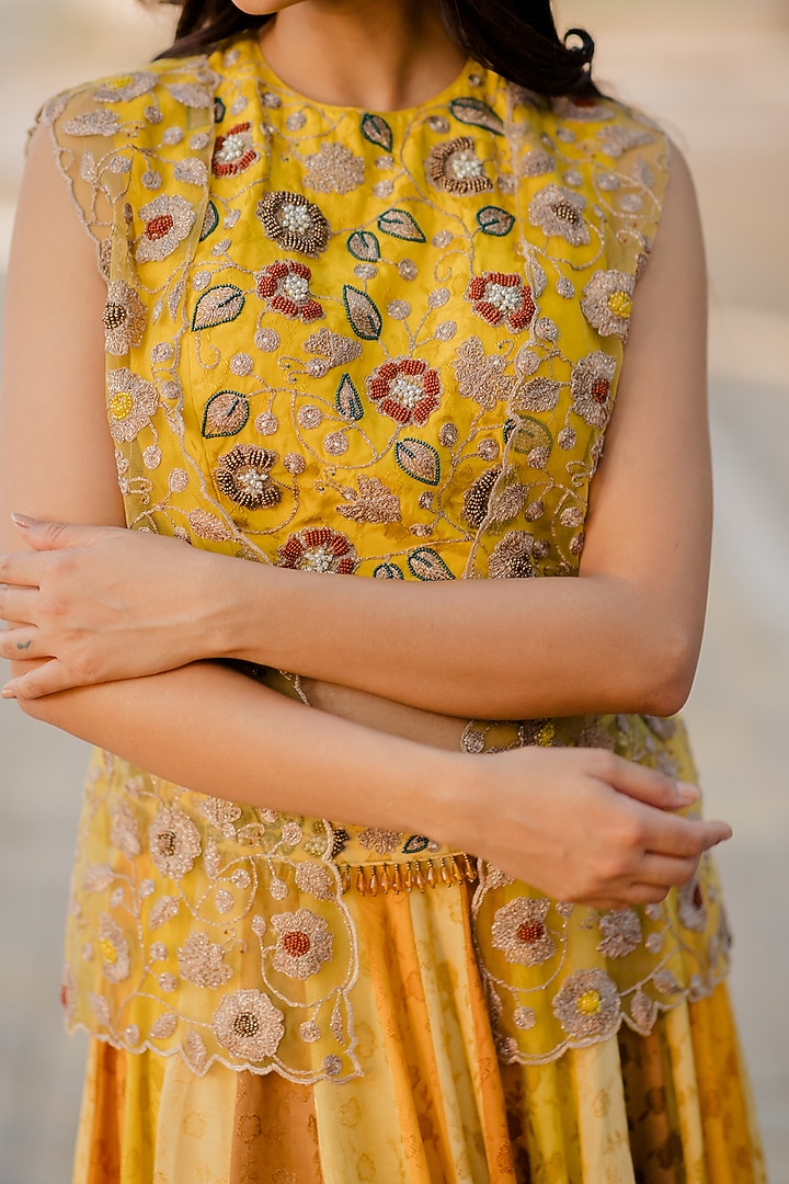 Yellow Dori Embroidered Skirt Set by Nikita Vishakha at Pernia's Pop Up Shop