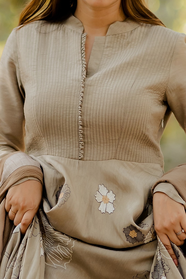 Light Olive Green Embroidered Gown by Nikita Vishakha at Pernia's Pop Up Shop