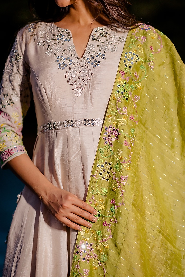 White Embroidered Gown by Nikita Vishakha at Pernia's Pop Up Shop