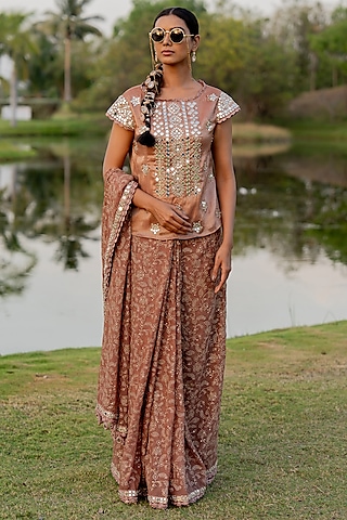 Copper Tissue & Organza Pre-Stitched Saree Set by Nikita Vishakha