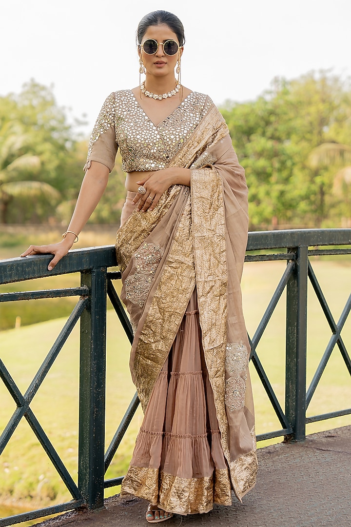 Brass Colored Tissue Embroidered Saree Set by Nikita Vishakha at Pernia's Pop Up Shop