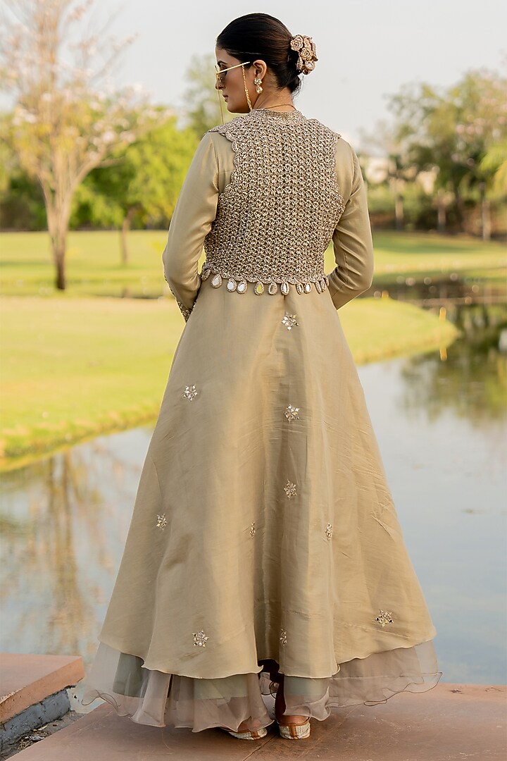 Oxide Organza Skirt Set by Nikita Vishakha at Pernia's Pop Up Shop