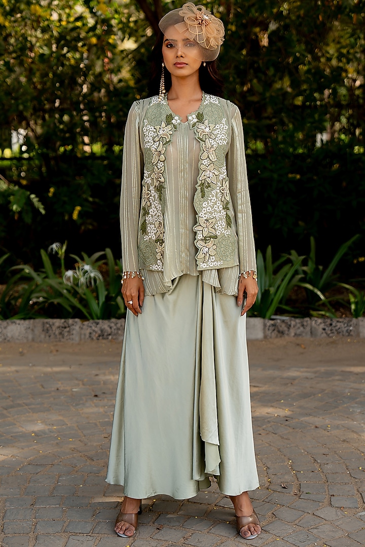 Green Lurex & Crepe Thread Embroidered Jacket Set by Nikita Vishakha at Pernia's Pop Up Shop