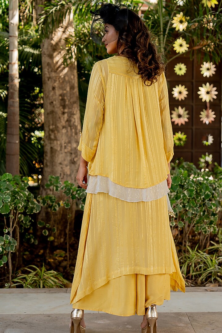Yellow Lurex Layered Kurta Set by Nikita Vishakha at Pernia's Pop Up Shop