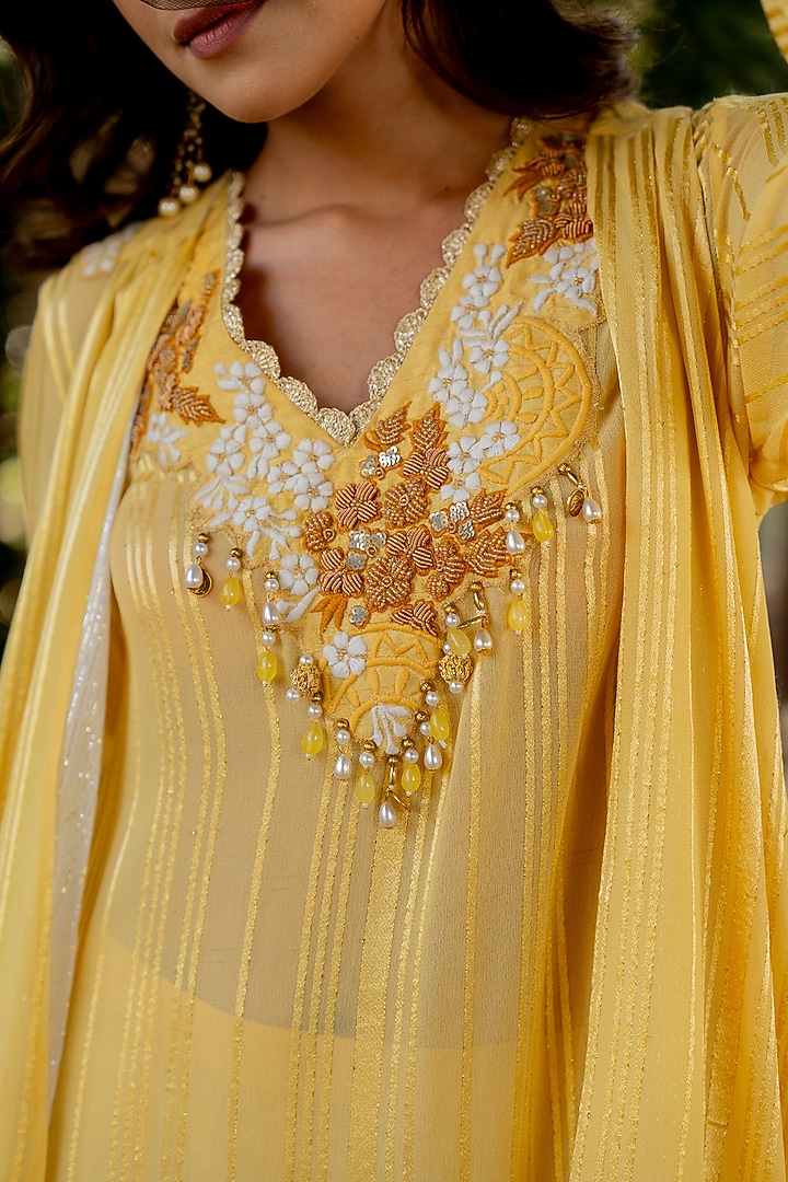 Yellow Lurex Layered Kurta Set by Nikita Vishakha at Pernia's Pop Up Shop