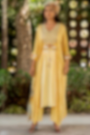 Yellow Raw Silk Thread Embroidered Kaftan Set by Nikita Vishakha at Pernia's Pop Up Shop