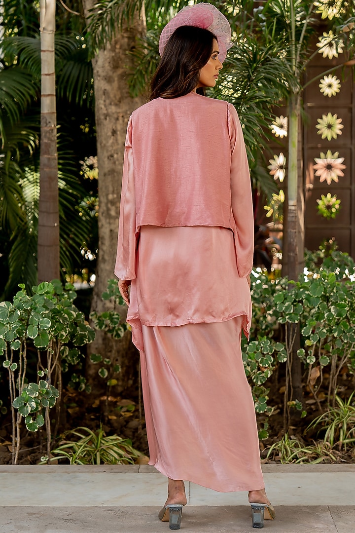 Pink Crepe Draped Skirt Set by Nikita Vishakha at Pernia's Pop Up Shop