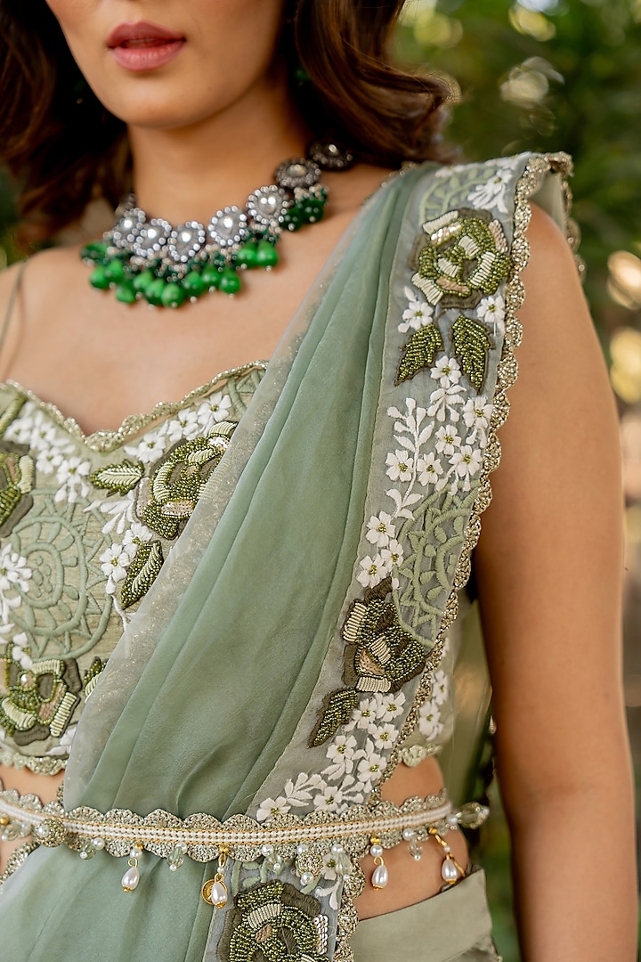 Green Raw Silk & Crepe Draped Skirt Wedding Saree Set by Nikita Vishakha at Pernia's Pop Up Shop