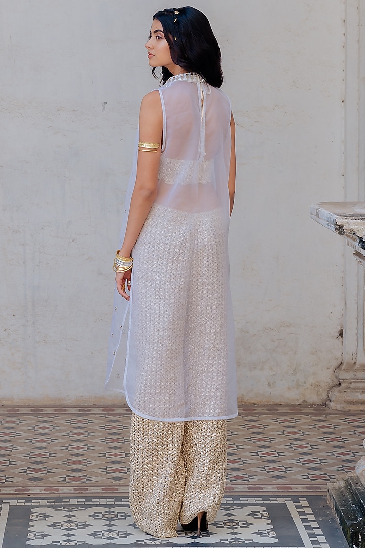White Embroidered Tunic Set by Nikita Vishakha at Pernia's Pop Up Shop