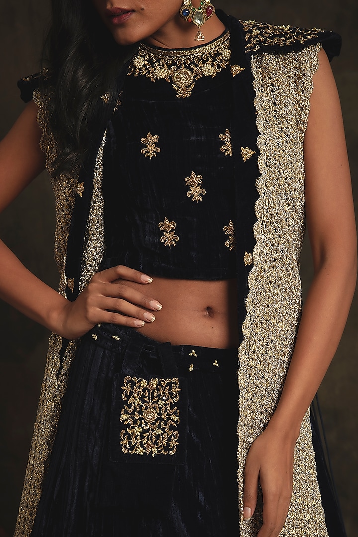 Sapphire Blue & Pearl White Hand Embroidered Jacket Wedding Lehenga Set by Nikita Vishakha at Pernia's Pop Up Shop