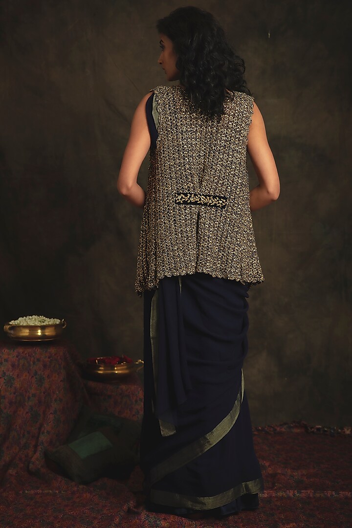 Sapphire Blue Chiffon Hand Embroidered Jacket Wedding Saree Set by Nikita Vishakha at Pernia's Pop Up Shop