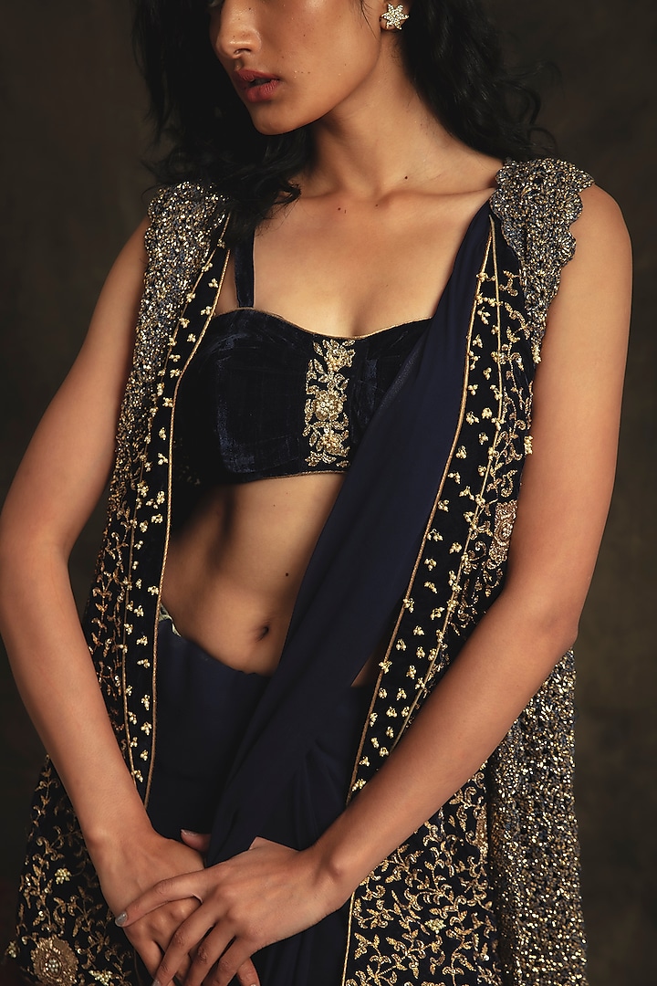 Sapphire Blue Chiffon Hand Embroidered Jacket Wedding Saree Set by Nikita Vishakha at Pernia's Pop Up Shop