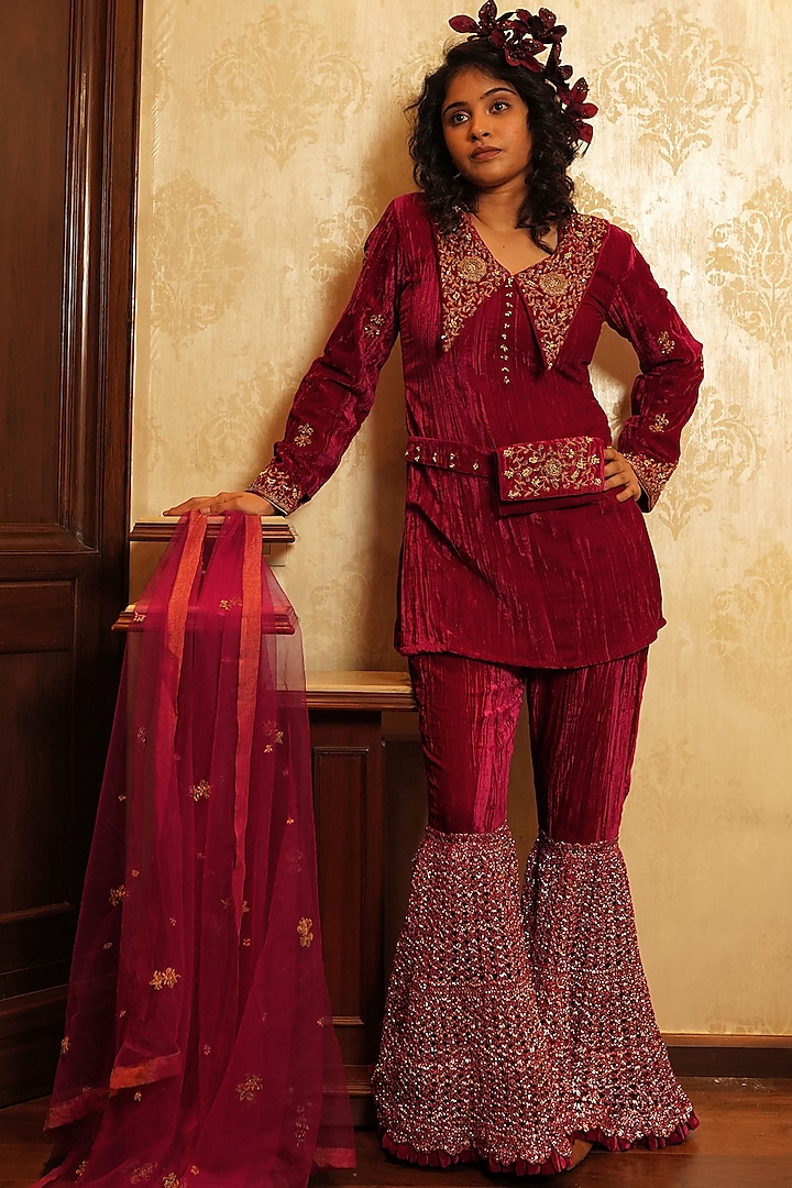 Ruby Pink Mesh Sharara Set by Nikita Vishakha at Pernia's Pop Up Shop