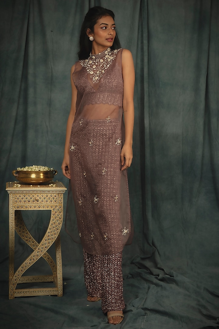 Soft Lilac Hand Embroidered Tunic Set by Nikita Vishakha at Pernia's Pop Up Shop