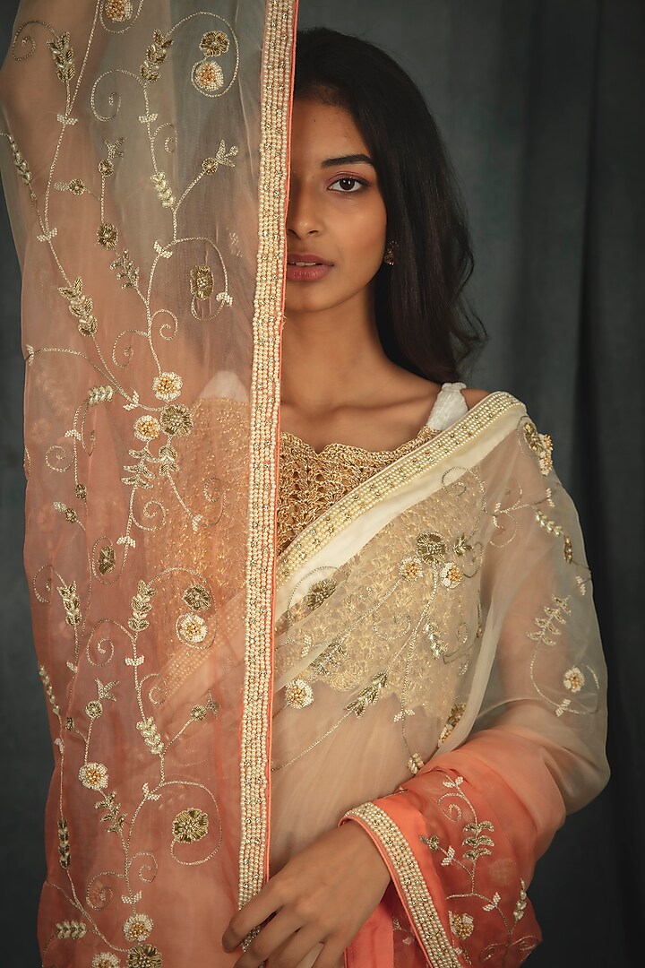 Peach Ombre Hand Embroidered Wedding Saree Set by Nikita Vishakha at Pernia's Pop Up Shop