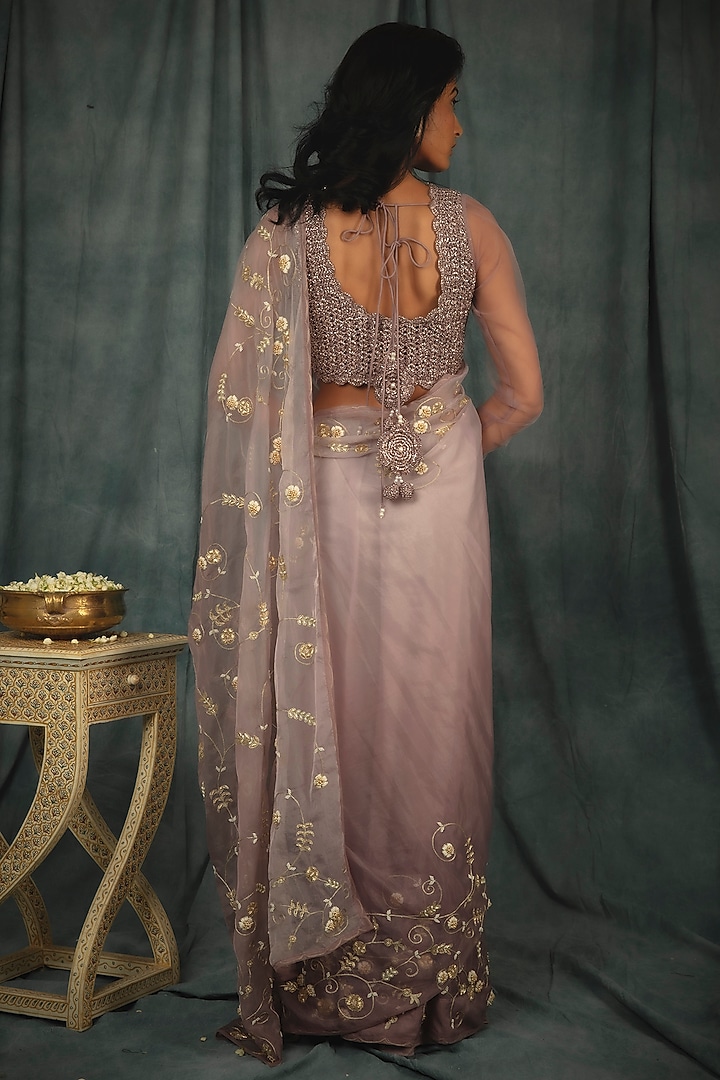 Soft Lilac Ombre Hand Embroidered Wedding Saree Set by Nikita Vishakha at Pernia's Pop Up Shop
