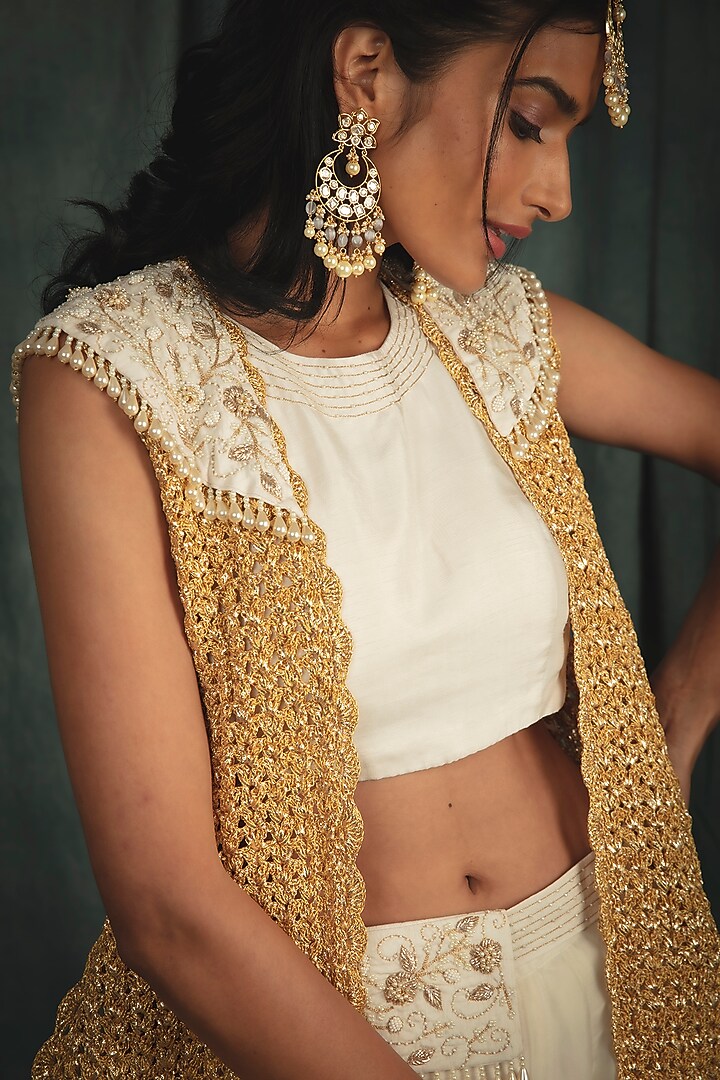 Ivory Organza Wedding Lehenga Set by Nikita Vishakha at Pernia's Pop Up Shop