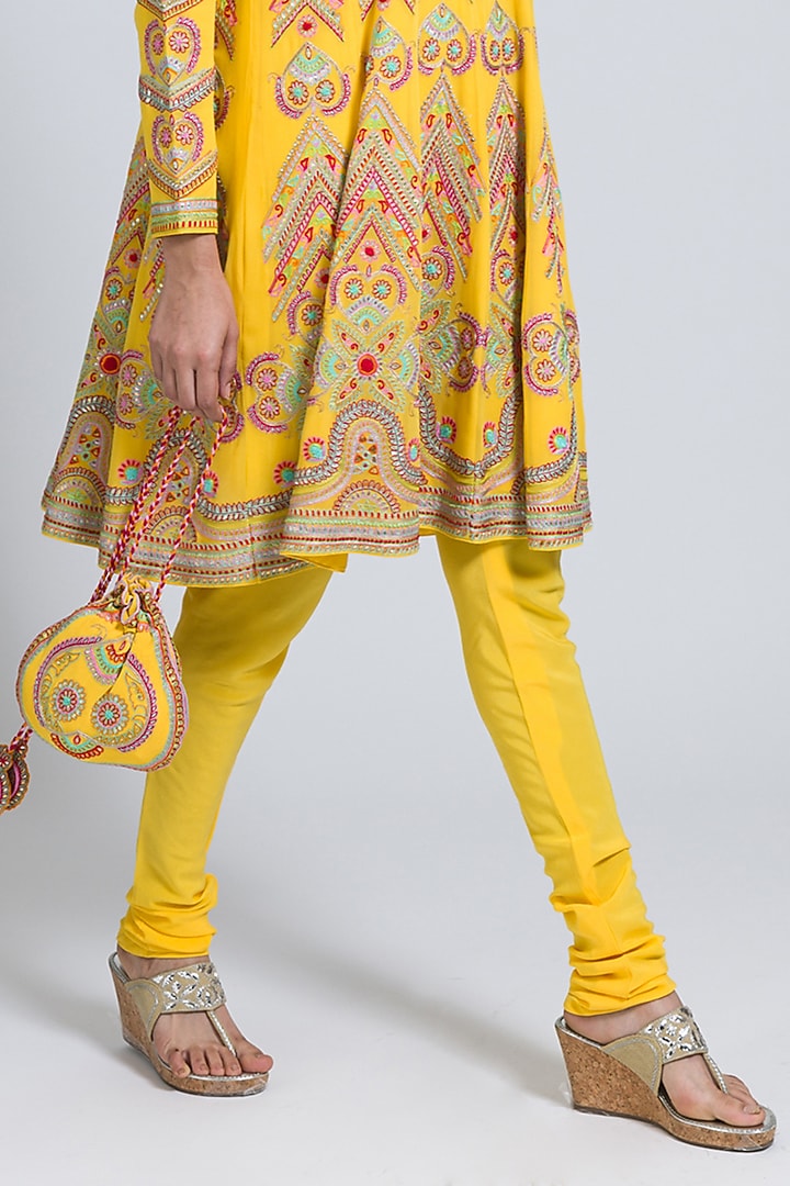 Yellow Georgette Thread Hand Embroidered Flared Kurta Set by NIMA FASHIONS at Pernia's Pop Up Shop