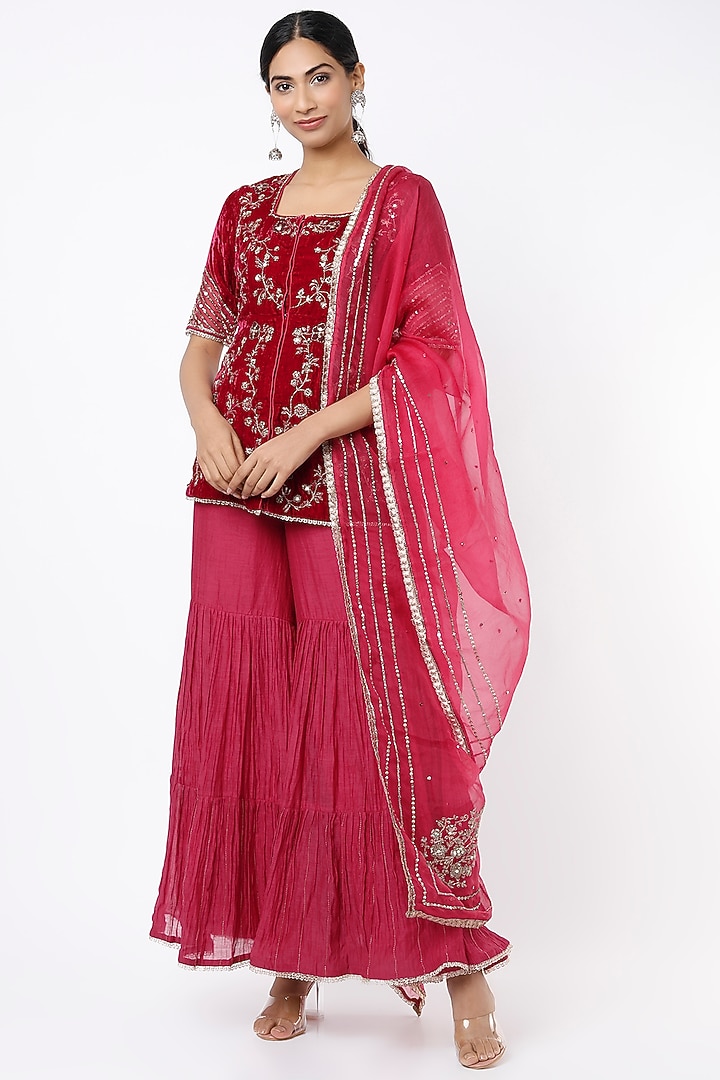 Beetroot Pink Chanderi Wedding Sharara Set by Label Nimbus at Pernia's Pop Up Shop
