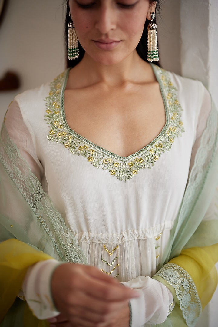 Ivory CHiffon Hand Embroidered Wedding Anarkali Set by Label Nimbus at Pernia's Pop Up Shop