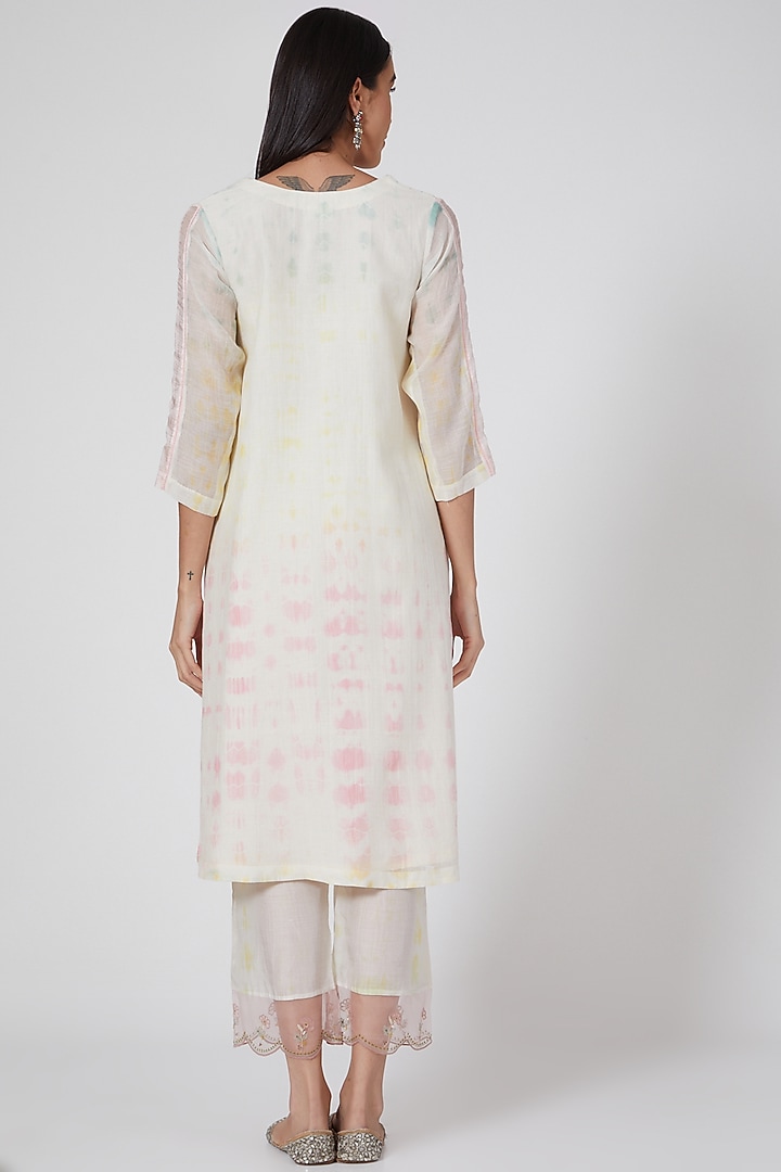White & Pink A-Line Tie-Dye Kurta Set by Label Nimbus at Pernia's Pop Up Shop