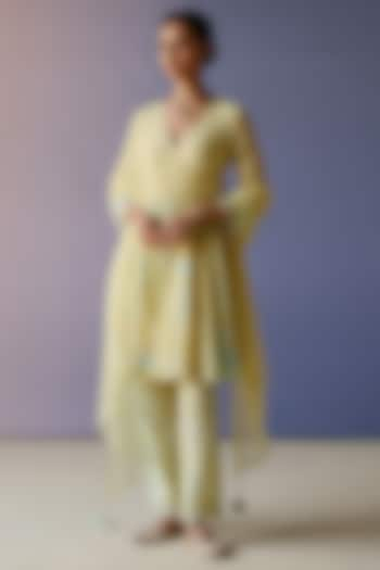 Yellow Chanderi Tie-Dyed & Embroidered Angrakha Kurta Set by Label Nimbus at Pernia's Pop Up Shop