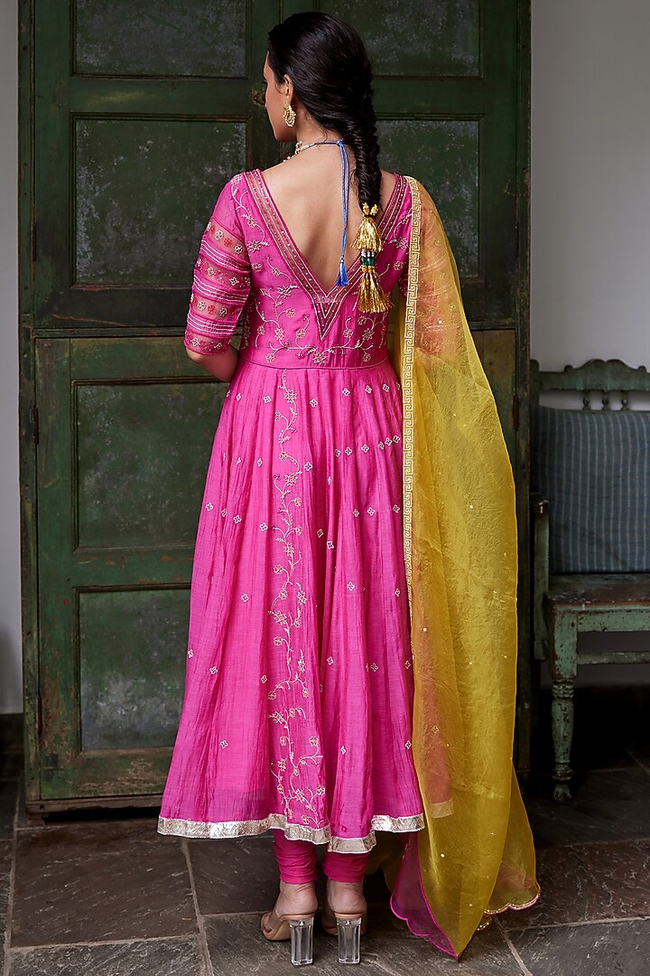 Magenta Hand Embroidered Wedding Anarkali Set by Label Nimbus at Pernia's Pop Up Shop