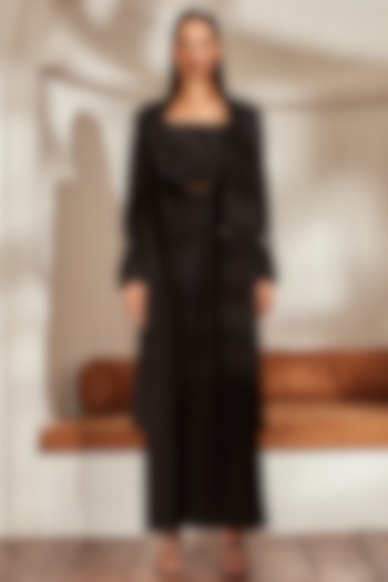 Black Textured Suiting Coat Set by Nikita Mhaisalkar