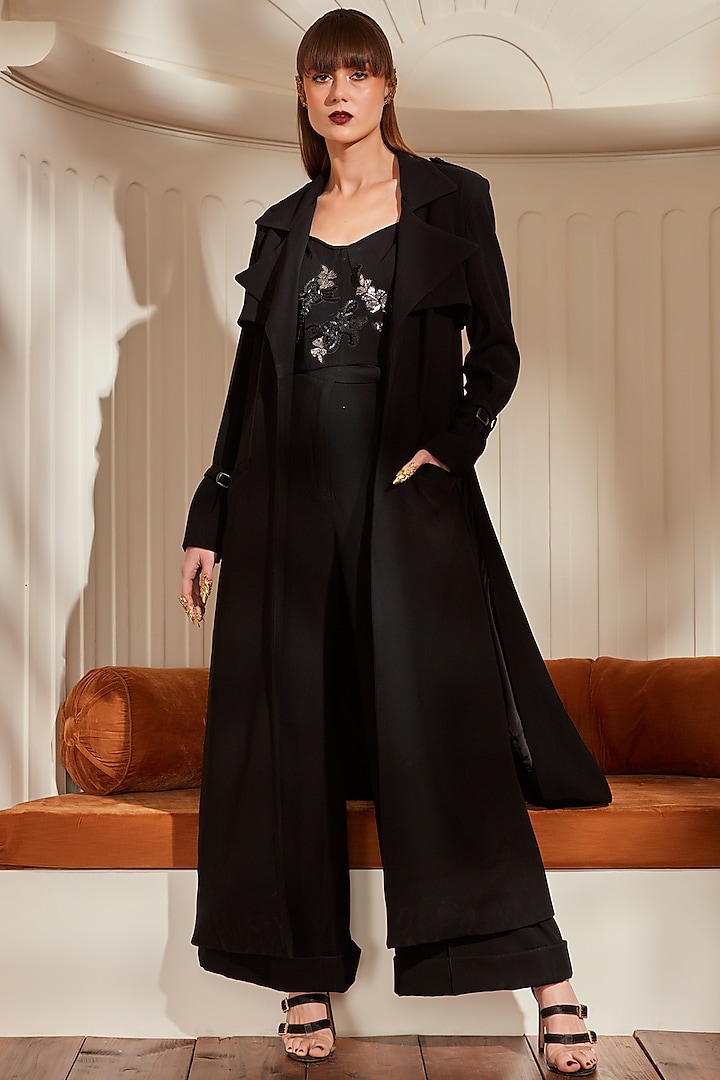 Black Textured Suiting Trench Coat Set by Nikita Mhaisalkar