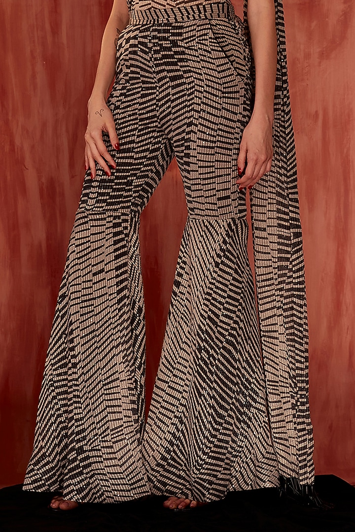 Black & White Sequins Pure Georgette Digital Printed Pant Reception Saree Set by Nikita Mhaisalkar at Pernia's Pop Up Shop