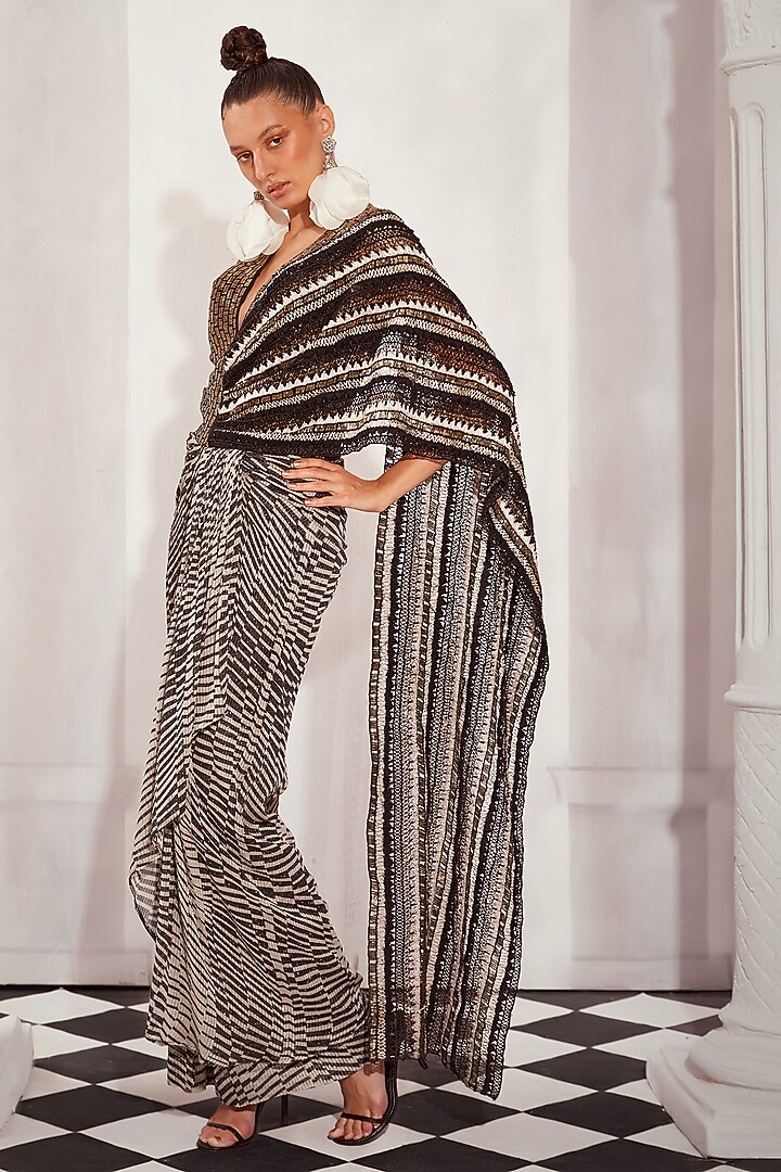 Black Sequins Georgette Digital Printed Pre-Draped Bridal Saree by Nikita Mhaisalkar at Pernia's Pop Up Shop
