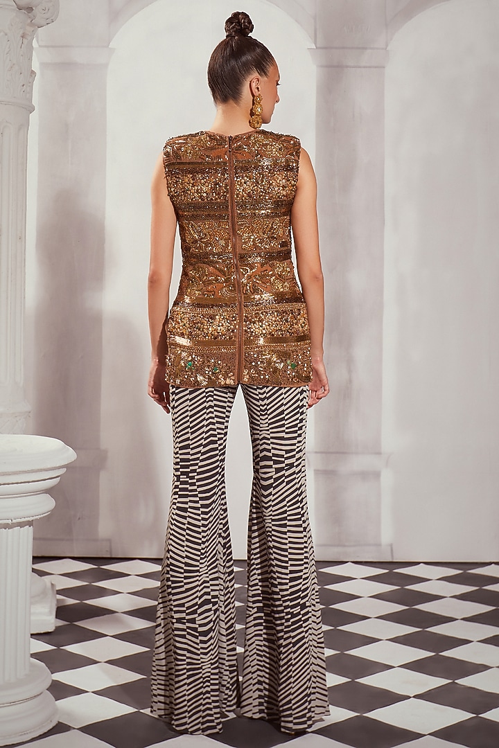 Black & White Double Georgette Digital Printed Flared Pant Set by Nikita Mhaisalkar at Pernia's Pop Up Shop