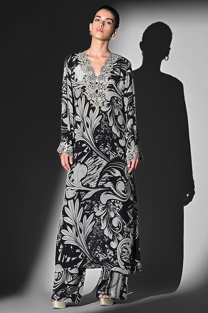 Black & White Silk Crepe Swirl Printed Kurta Set by Nikita Mhaisalkar at Pernia's Pop Up Shop