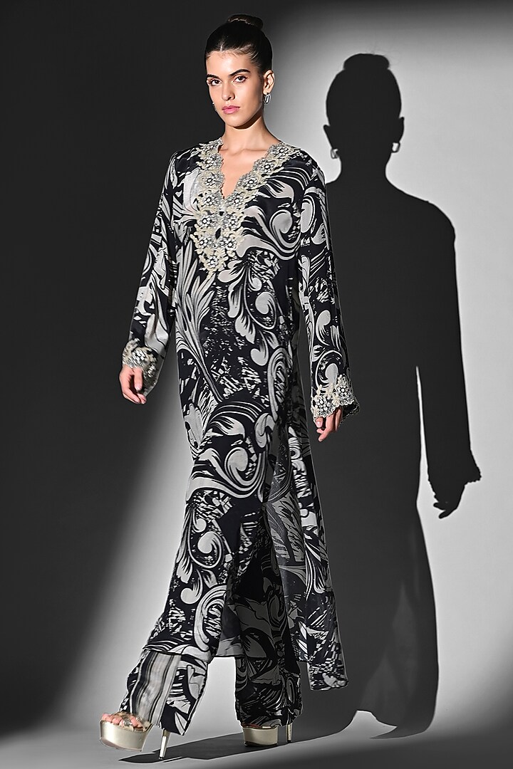 Black & White Silk Crepe Swirl Printed Kurta Set by Nikita Mhaisalkar at Pernia's Pop Up Shop