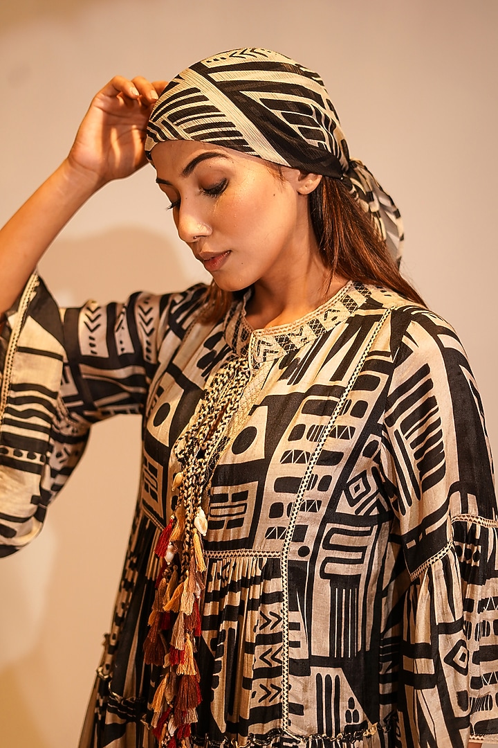 Black & White Mul Silk Abstract Printed Vacation Dress by Nikita Mhaisalkar at Pernia's Pop Up Shop