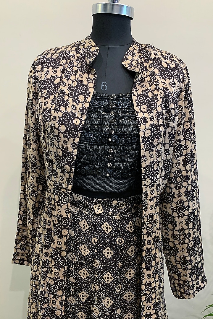 Black Printed Jacket With Crop Top & Pants by Nikita Mhaisalkar at Pernia's Pop Up Shop