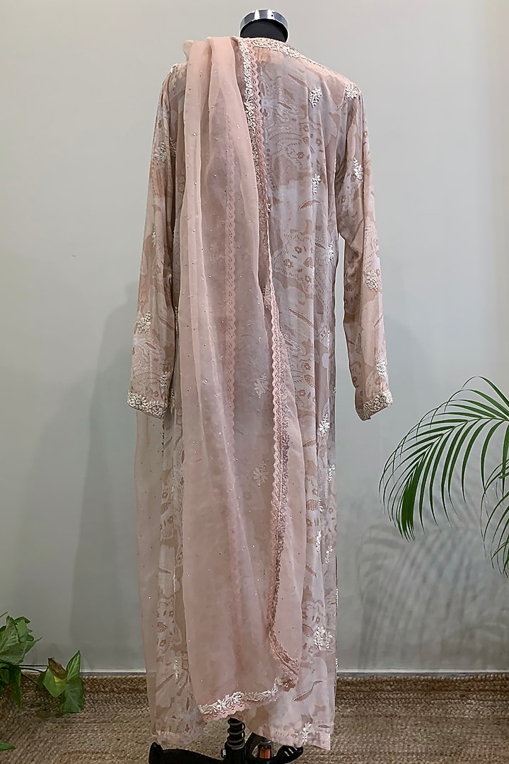 Blush Pink Printed & Embroidered Kurta Set by Nikita Mhaisalkar at Pernia's Pop Up Shop