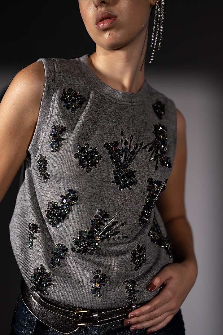 Grey Knit Cluster Embroidered T-Shirt by Nikita Mhaisalkar at Pernia's Pop Up Shop
