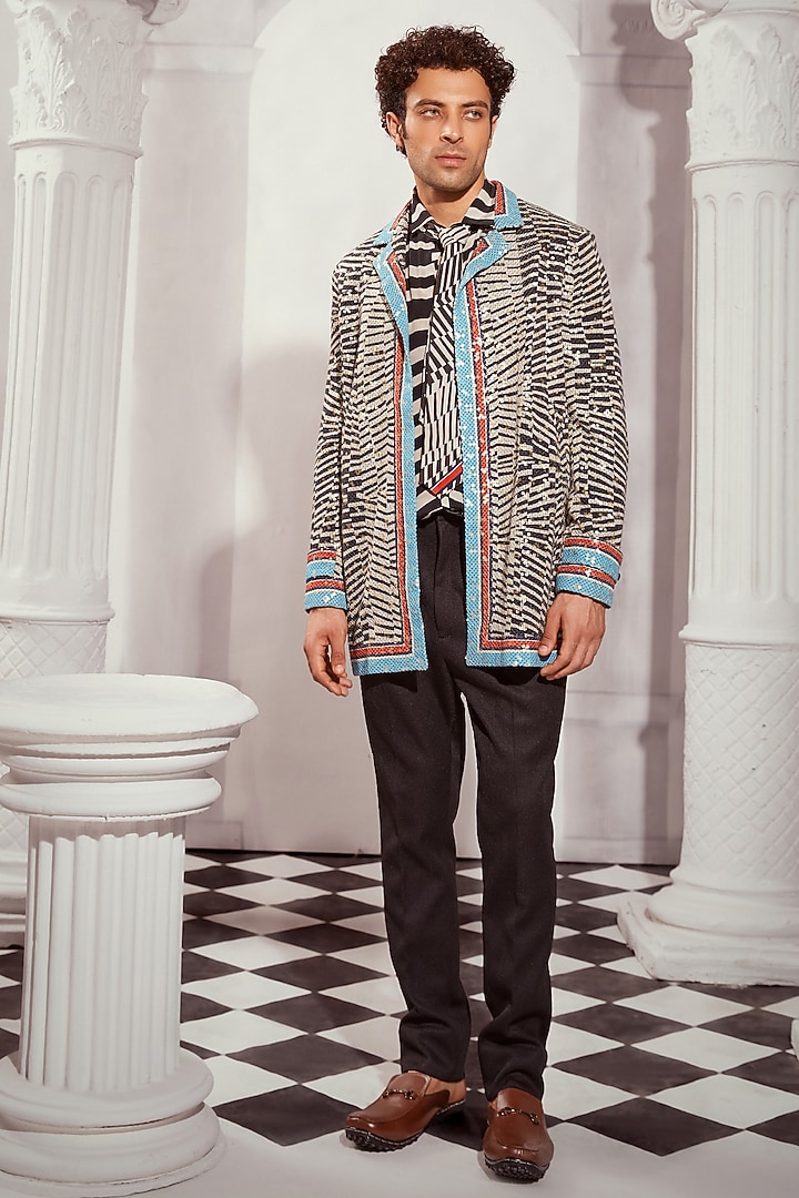 Black & White Sheeted Georgette Printed Trench Coat by Nikita Mhaisalkar Men at Pernia's Pop Up Shop