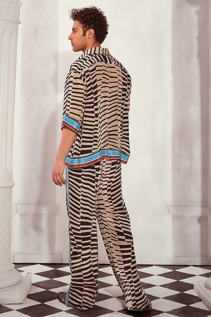 Black & White Silk Crepe Printed Co-Ord Set by Nikita Mhaisalkar Men at Pernia's Pop Up Shop