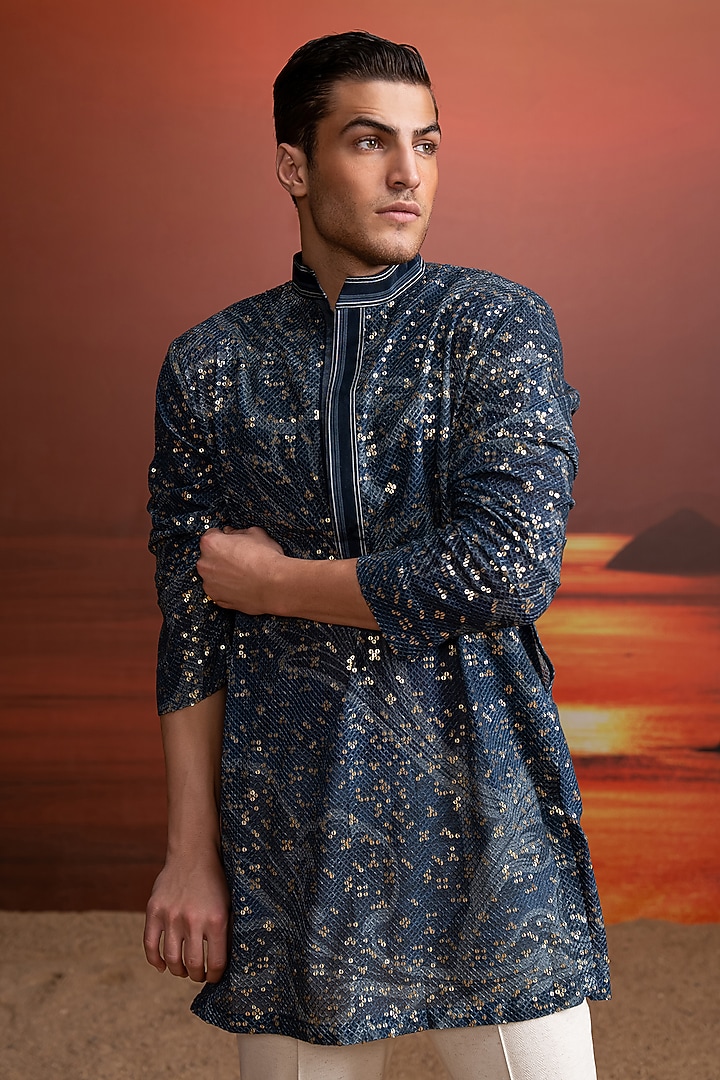 Indigo Georgette Sheeted Sequin Kurta Set by Nikita Mhaisalkar Men at Pernia's Pop Up Shop