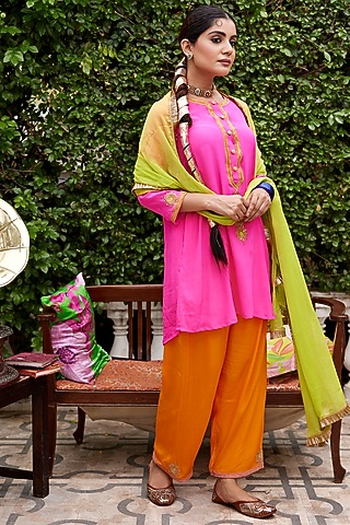 Neon Pink Pure Crepe Resham Embellished Kurta Set by Nimbu Mirchi