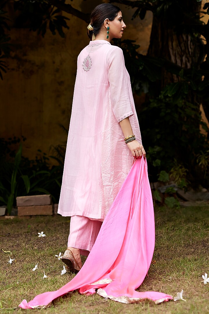 Baby Pink Pure Chanderi Zari Embroidered Kurta Set by Nimbu Mirchi at Pernia's Pop Up Shop
