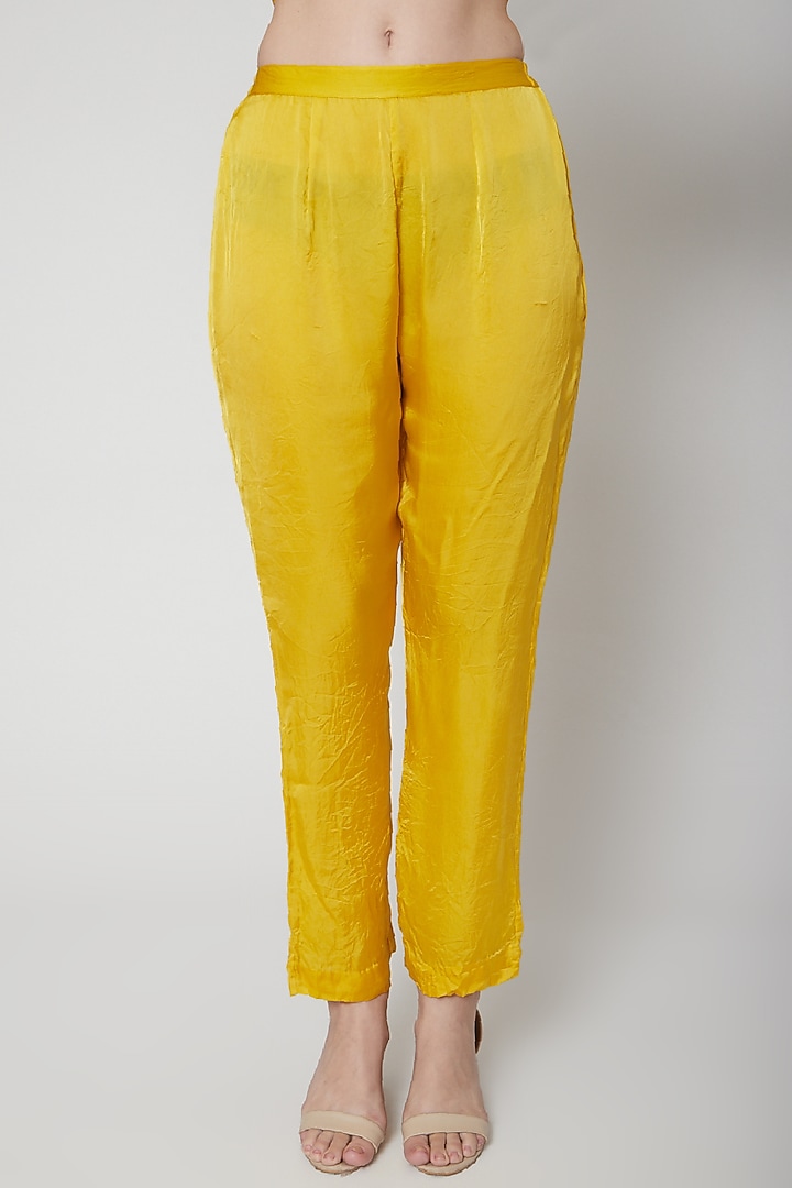 Mustard Embroidered Kurta With Pants by Nineteen89 by Divya Bagri at Pernia's Pop Up Shop