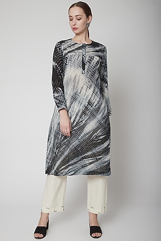 Black Shibori Printed Kurta With Pants by Nineteen89 by Divya Bagri