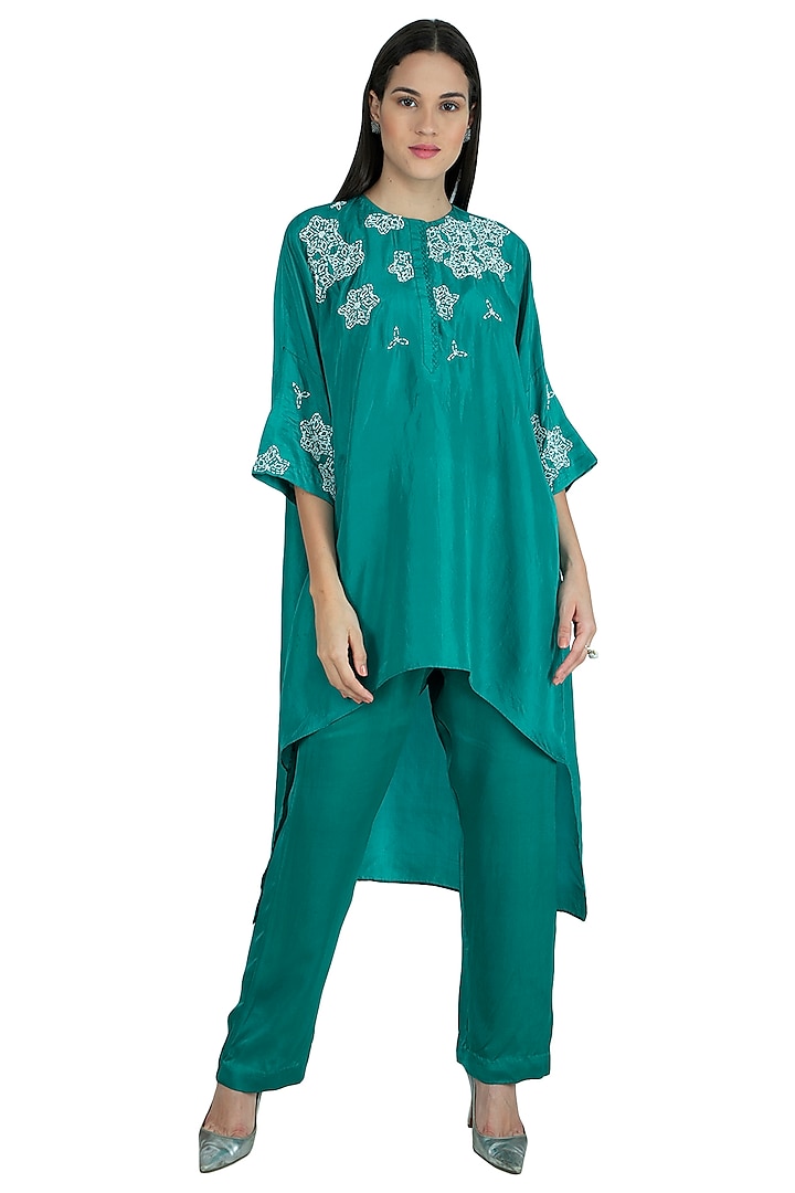 Emerald Green Embroidered Kaftan Top With Pants by Nineteen89 by Divya Bagri