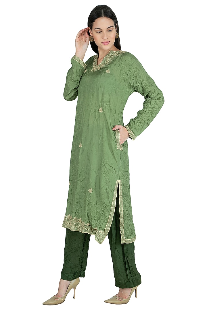 Olive Green Embroidered Kurta by Nineteen89 by Divya Bagri at Pernia's Pop Up Shop