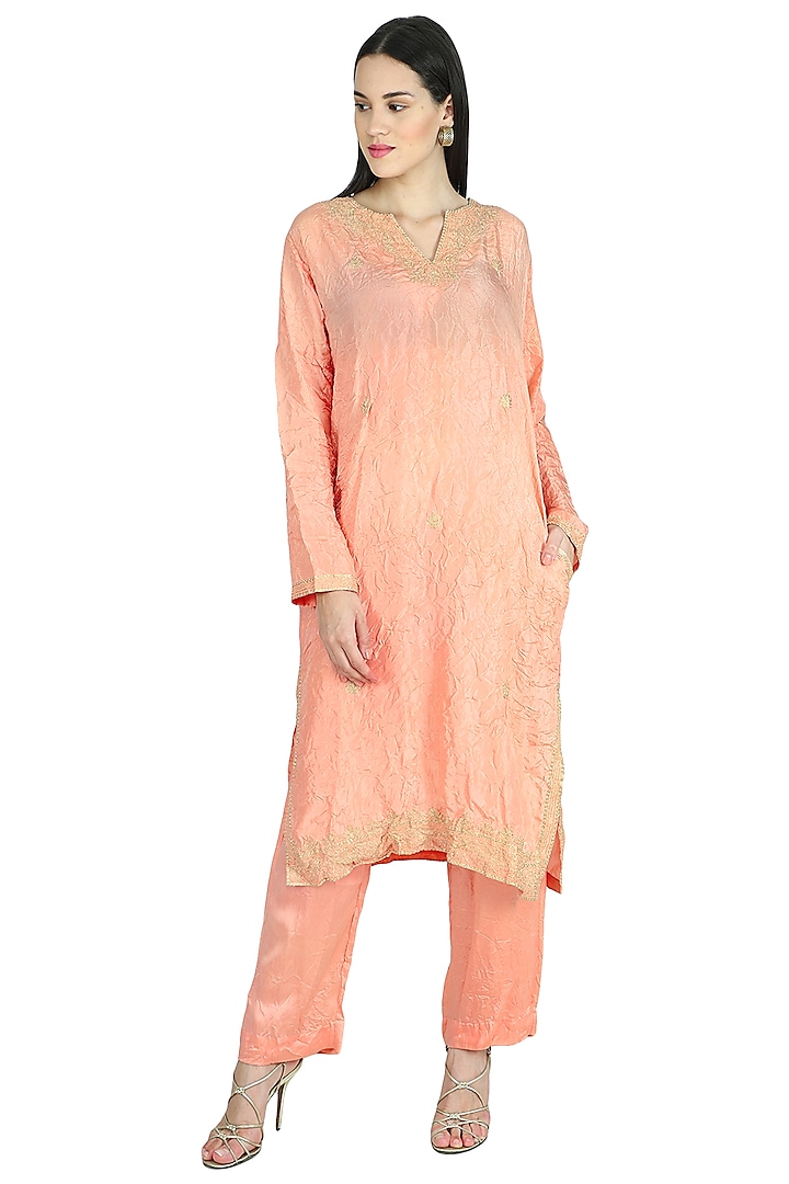 Peach Pink Embroidered Kurta by Nineteen89 by Divya Bagri