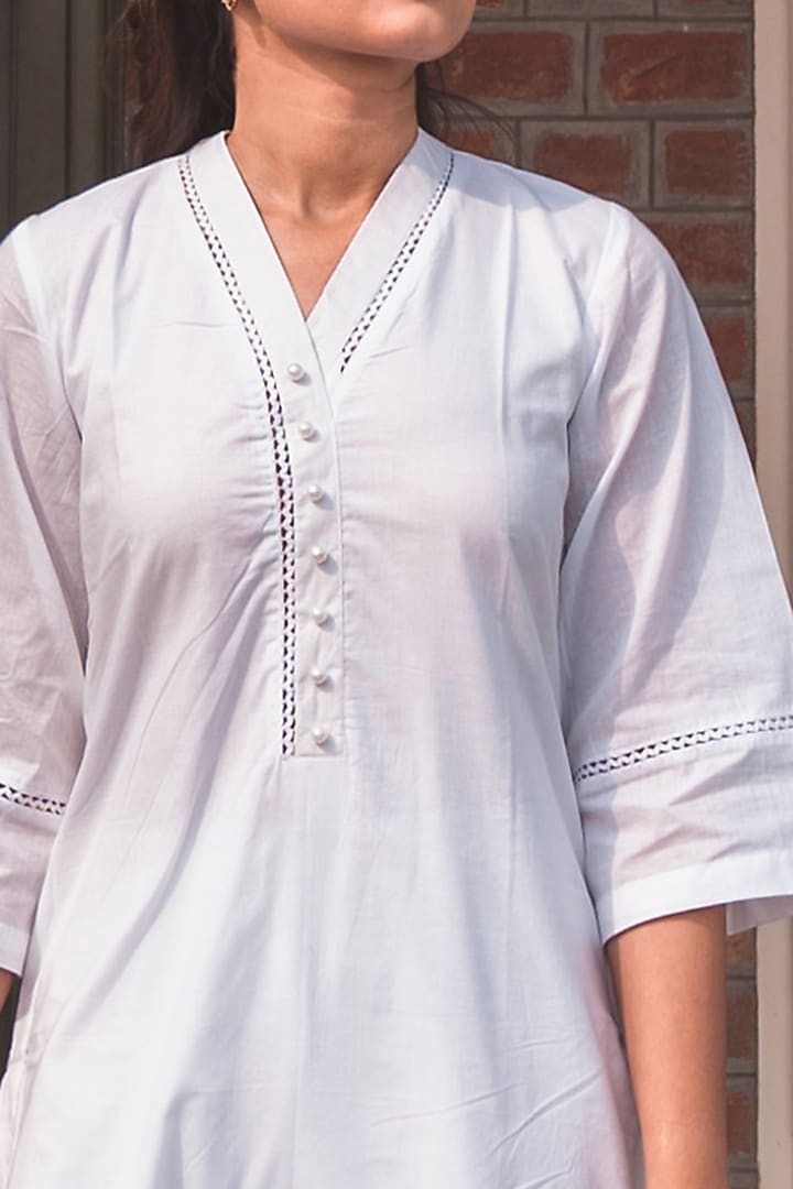 White Pure Cotton Kurta Set by Nineh at Pernia's Pop Up Shop