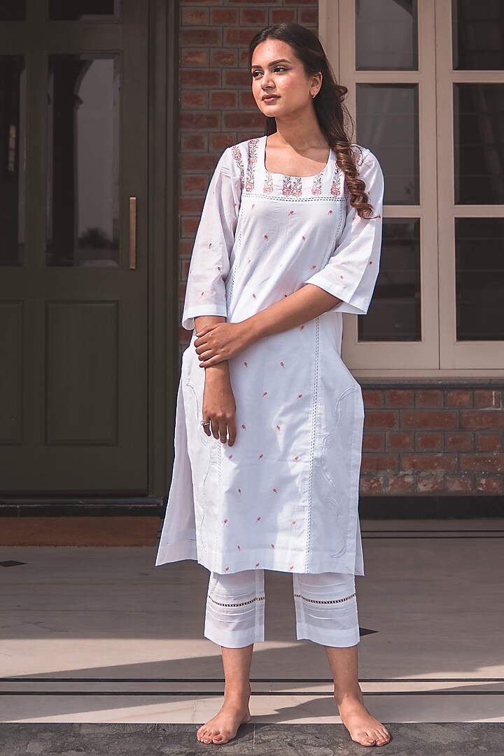 White Pure Cotton Embroidered Kurta Set by Nineh